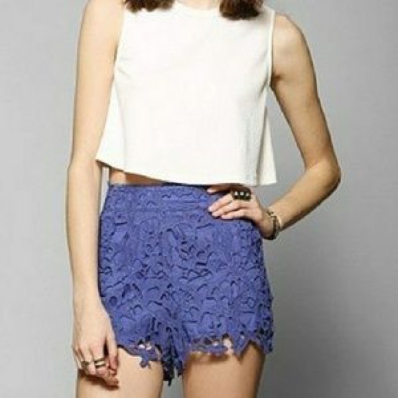 Pins & Needles Crochet Shorts - Picture 2 of 6